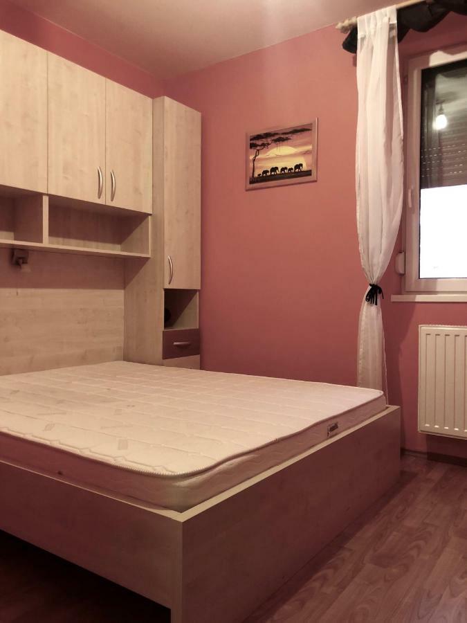 Arnyas Liget Apartment Pecs Bagian luar foto