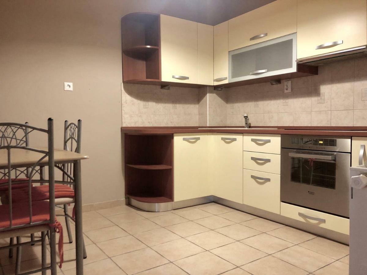 Arnyas Liget Apartment Pecs Bagian luar foto